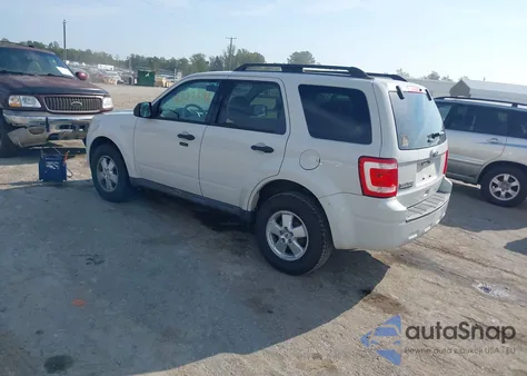 2011 Ford Escape Xlt из США, поврежденный, VIN 1FMCU0D7XBKB82737